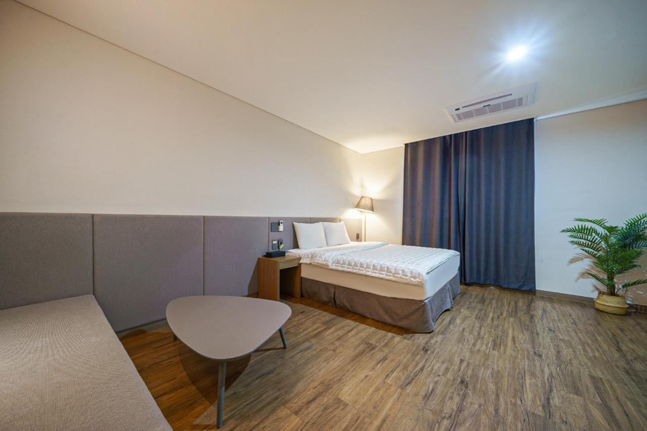 Mtm Family Hotel Gyeongju Exterior foto